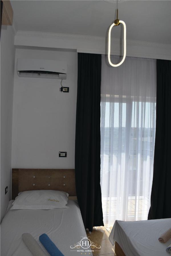 Hotel Jurgen Lezhe Bagian luar foto