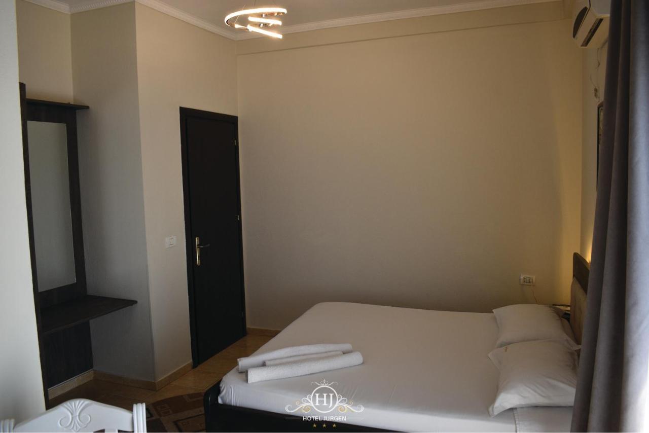 Hotel Jurgen Lezhe Bagian luar foto