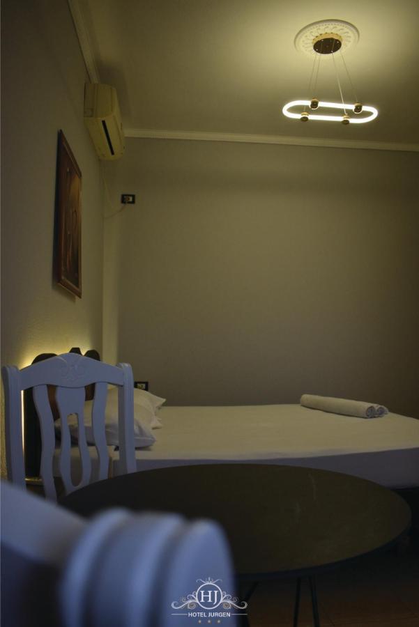Hotel Jurgen Lezhe Bagian luar foto